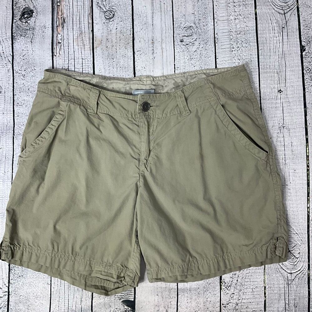 COLUMBIA Shorts